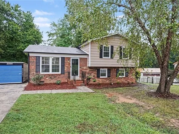 133 Enterprise Ct, Lexington, NC 27295