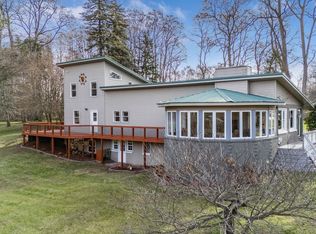 518 Sandow Rd, Midland, MI 48640