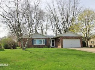 2001 W Laurel St, Freeport, IL 61032