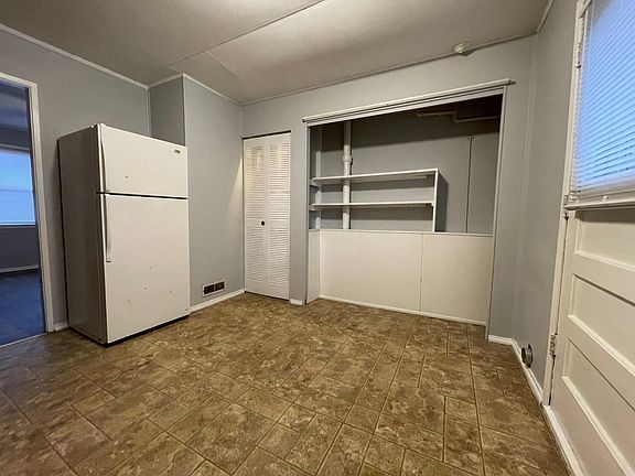 3rd image of 7384 E 53rd St