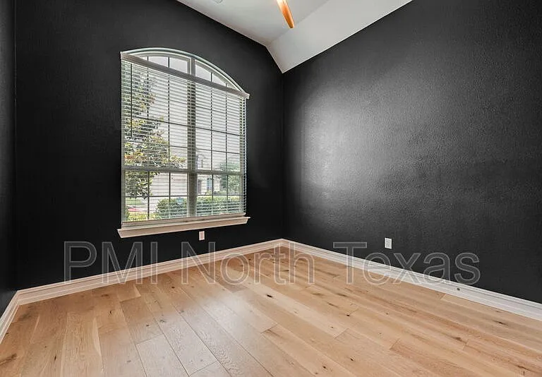 11093 Villa Canales Ln — Photo 14
