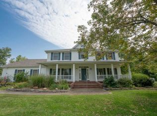 325 Apple Rd, Amelia, OH 45102