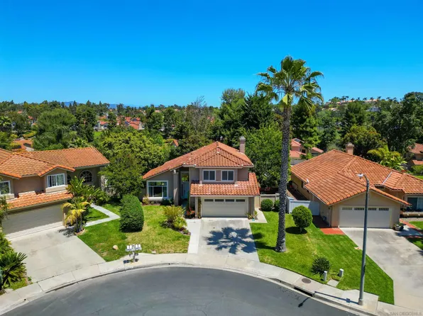 1732 Club Heights Ln, Vista, CA 92081