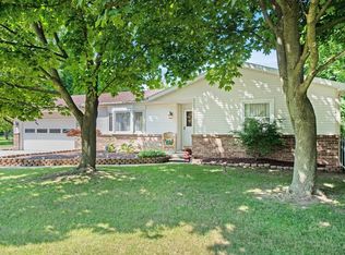 203 Cherokee Dr, Clinton, MI 49236