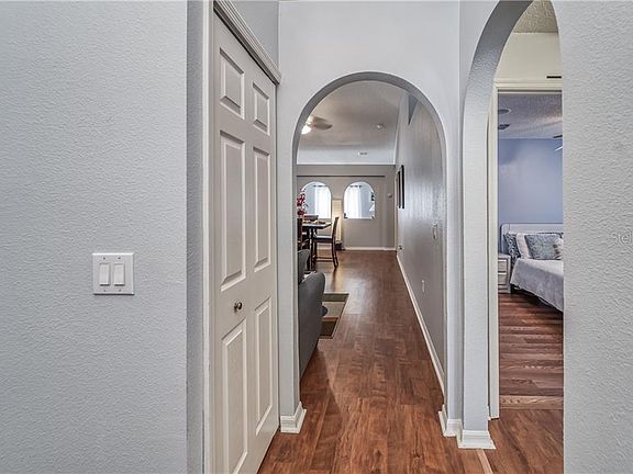 4th image of 12756 Lake Vista Dr