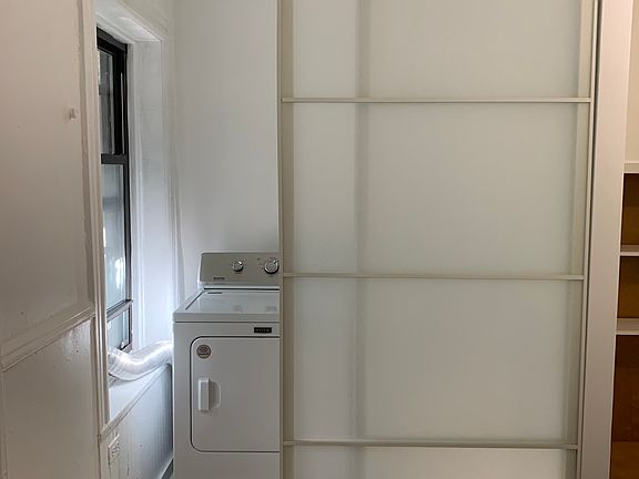 4th image of 403 Stuyvesant Ave APT 1