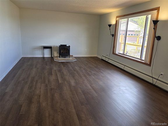 4th image of 899 Concho Trail