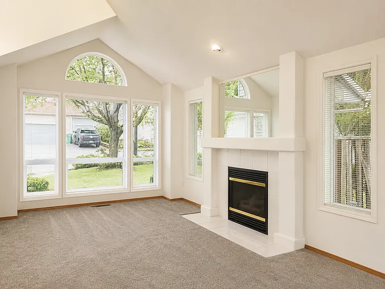 7636 SW Leland Dr — Photo 3