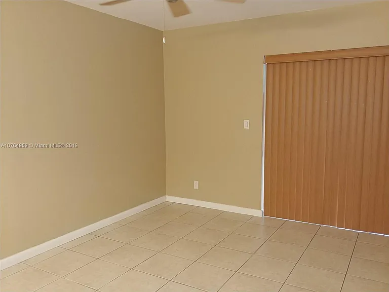 660 Tennis Club Dr #101 — Photo 12
