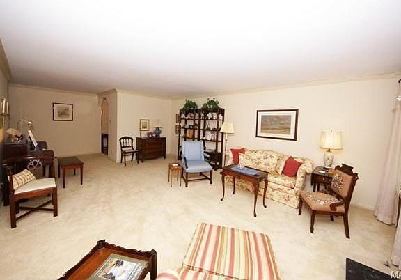 5th image of 207 Ambridge Ct APT 104