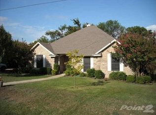 104 N School Rd, Rhome, TX 76078