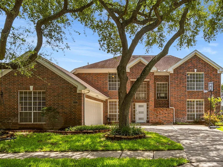 14207 Woodville Gardens Dr — Photo 39
