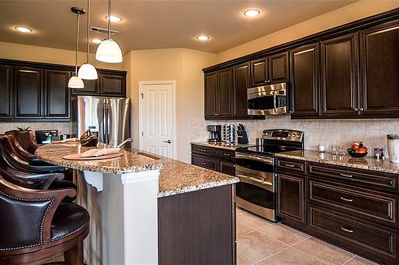 4th image of 11524 Southerland Dr