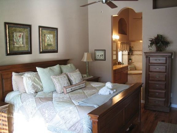 Master Bedroom w/hardwood floors