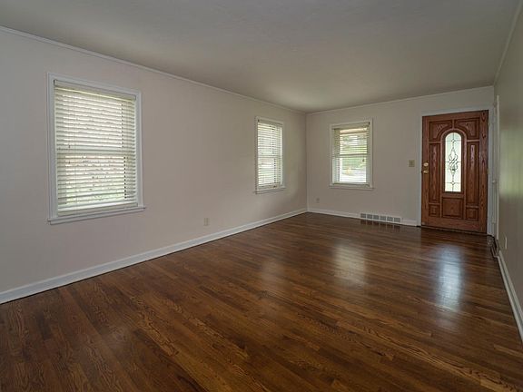 2nd image of 2124 S 61st Ave