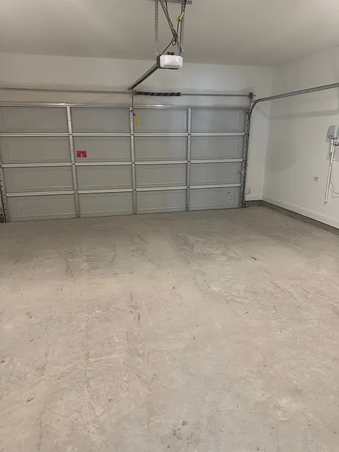 109 N Sky Dr