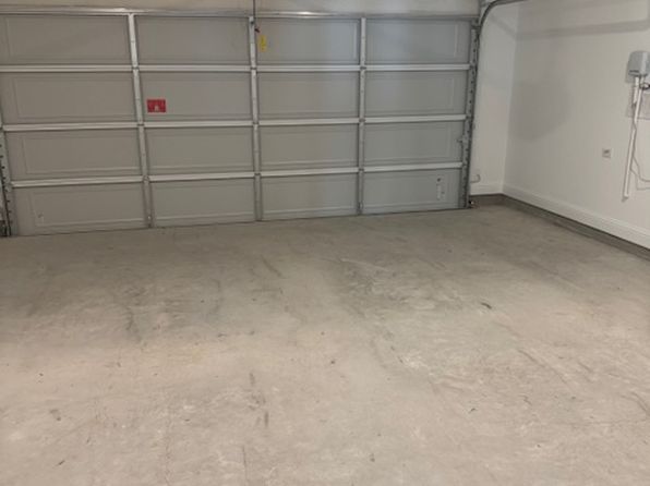 109 N Sky Dr