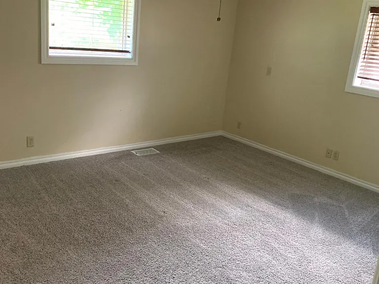 821 S Berry Rd — Photo 18