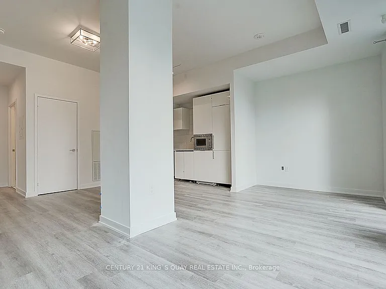 121 Saint Patrick St #722 — Photo 25