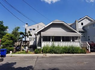 16 The Blvd, Sea Cliff, NY 11579