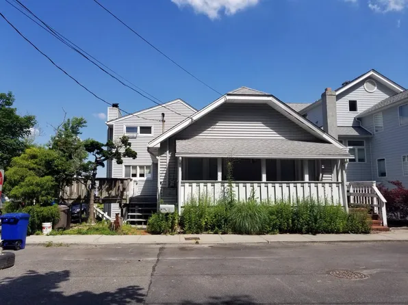 16 The Blvd, Sea Cliff, NY 11579