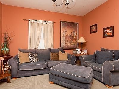 5th image of 270 N Orange St