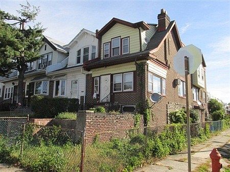 2nd image of 1125 S 60th St