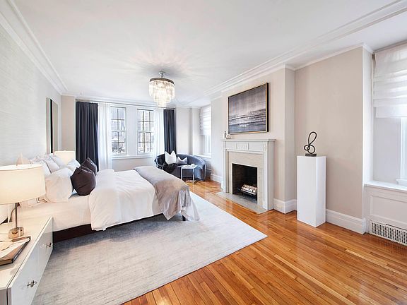 3rd image of 21 E 66th St Floor 11