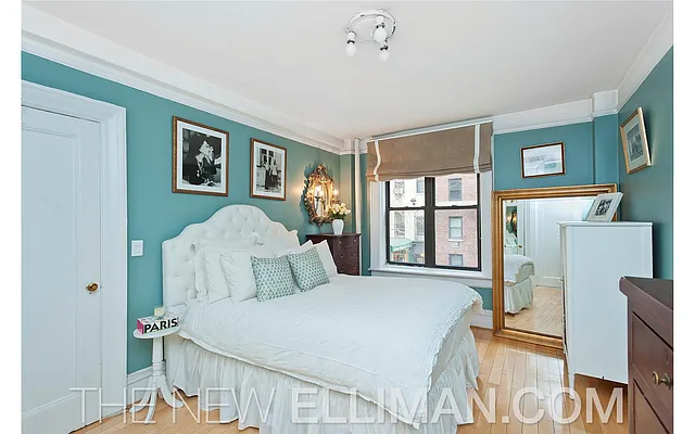 Sold by Douglas Elliman | media 8