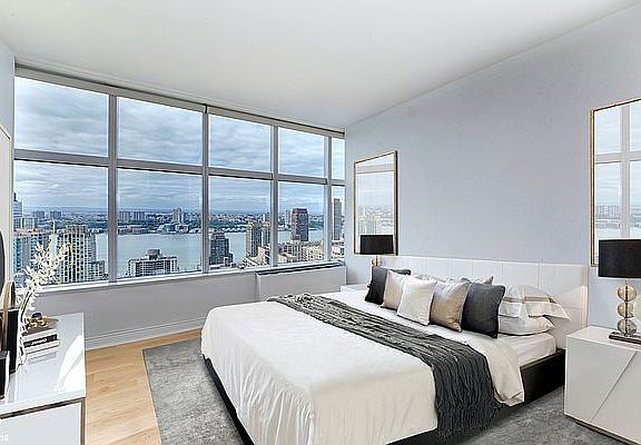5th image of 160 W 66th St APT 41G