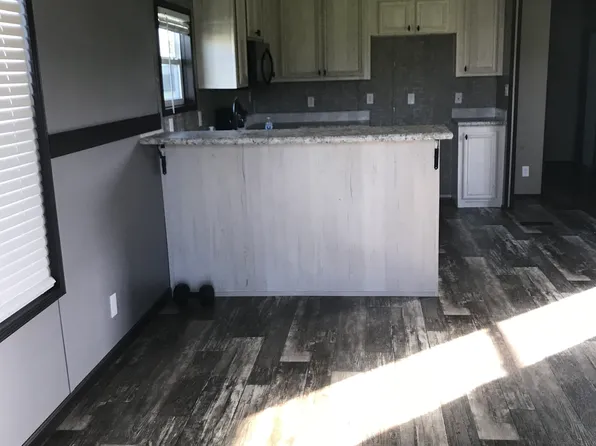 402 Samantha St, New Iberia, LA