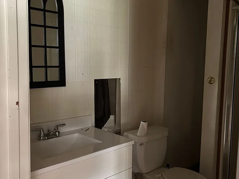 625 E Reynolds St #A — Photo 6