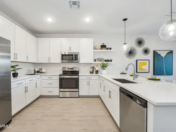 7517 S 76th Drive, Laveen, AZ 85339