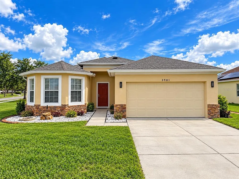 3901 Flowering Orchid Ln