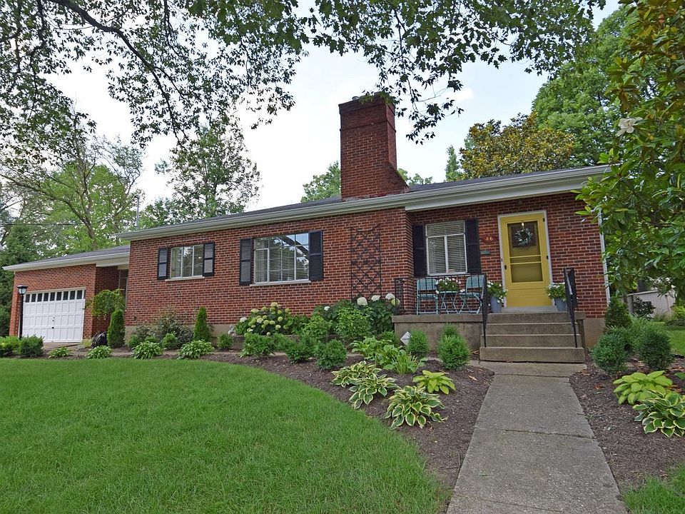 1st image of 46 W Mills Ave