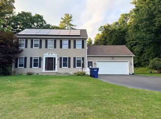 31 Old Farm Rd, Palmer, MA 01069