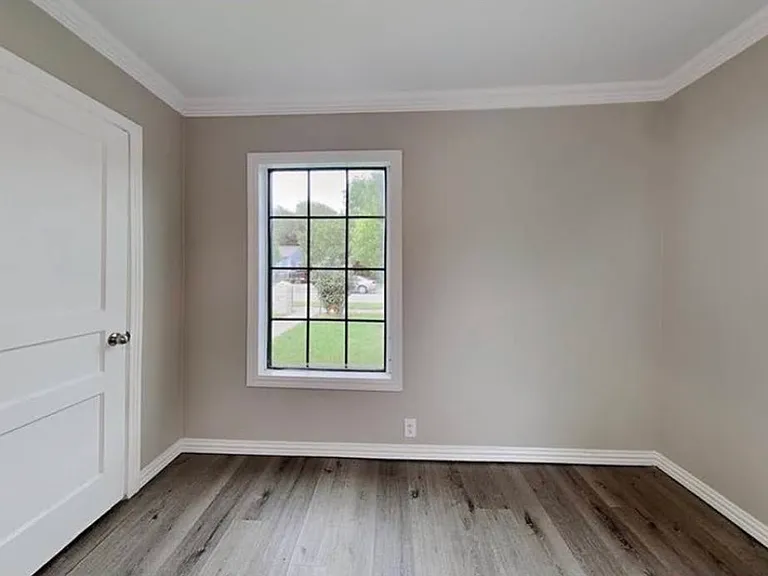 3514 Texas Dr — Photo 5