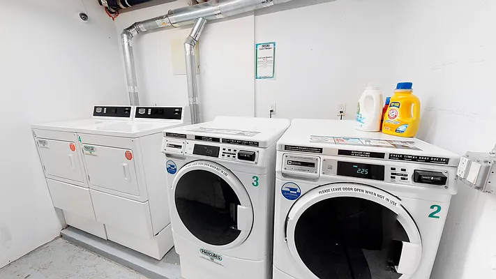 Rented by Keller Williams NYC | media 29