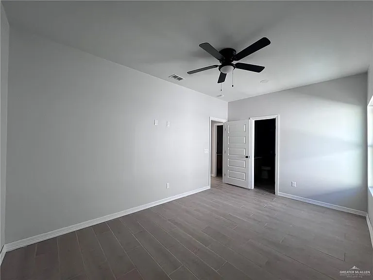 2409 S Hilltop Ave #1 — Photo 24