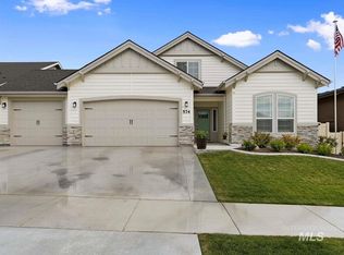 574 E Radiant Ridge St, Meridian, ID 83642