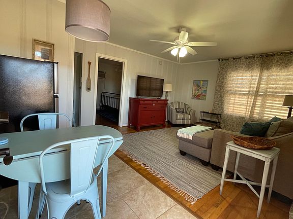 4th image of 2516 46th St