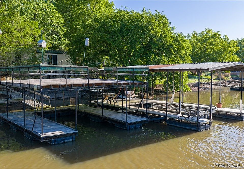 1st image of 128 Hidden Pond Cv