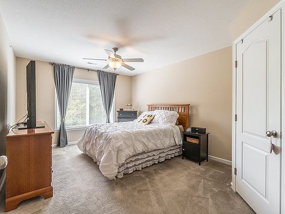 5th image of 2337 Twelve Oaks Dr