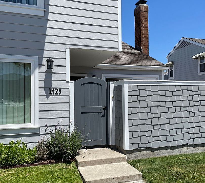 1st image of 1425 1st St