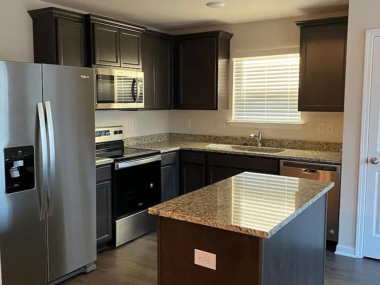 2215 Mason Bee Dr — Photo 12