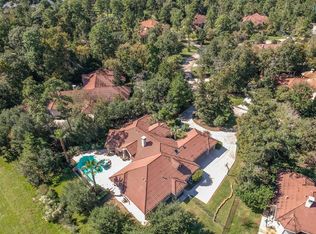 11 E Legacy Point Cir, Spring, TX 77382