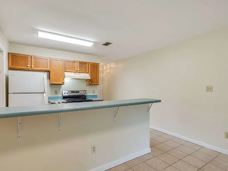 840 W Georgia St #B — Photo 42