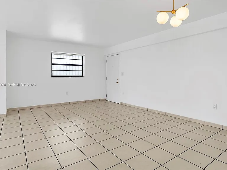 3945 SW 89th Ave #201 — Photo 6