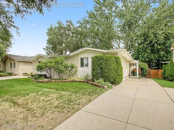 3222 Woodland Ave, Royal Oak, MI 48073
