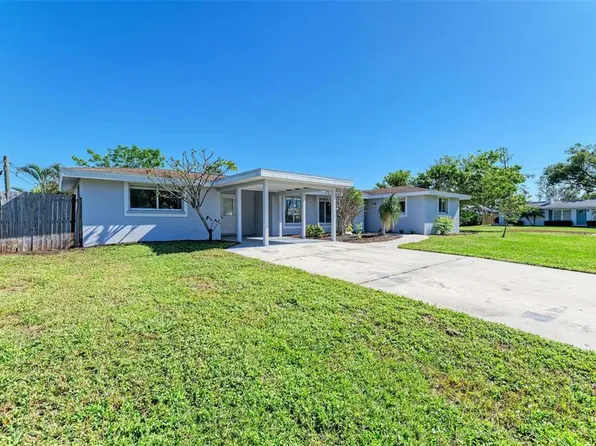 4339 Deerfield Dr, Sarasota, FL 34233